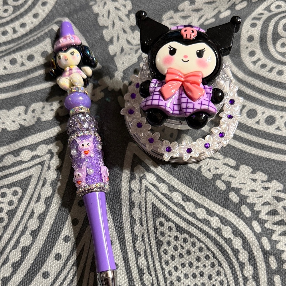 Purple and Black Kuromi magnetic pop socket and pen